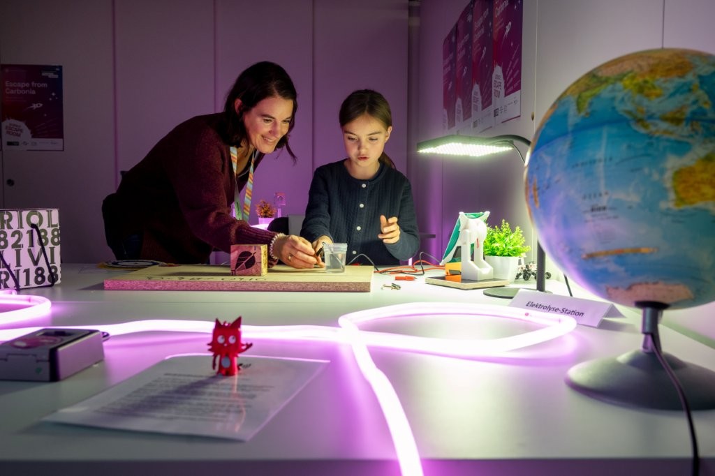 20251017_Escape_from_Carbonia_AE-146