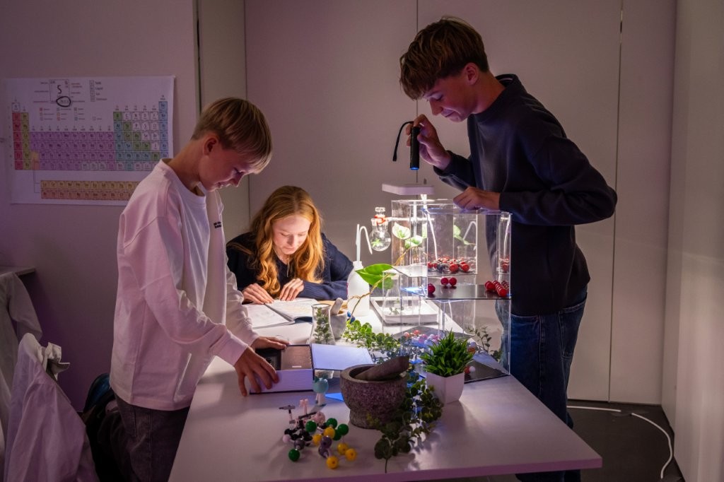 20251017_Escape_from_Carbonia_AE-166