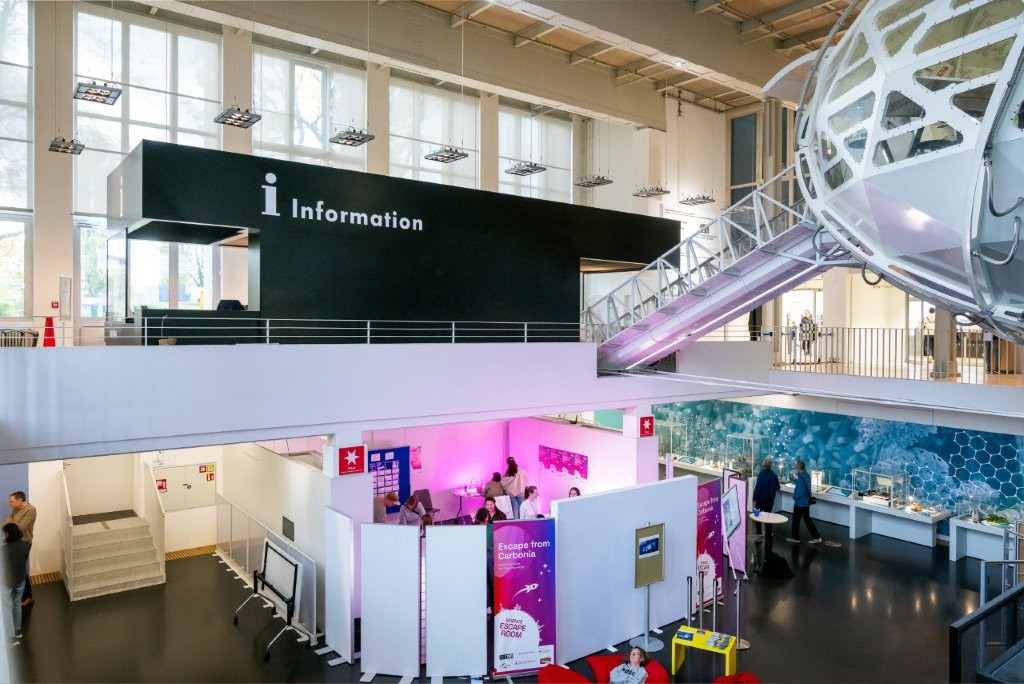 20251017_Escape_from_Carbonia_AE-375