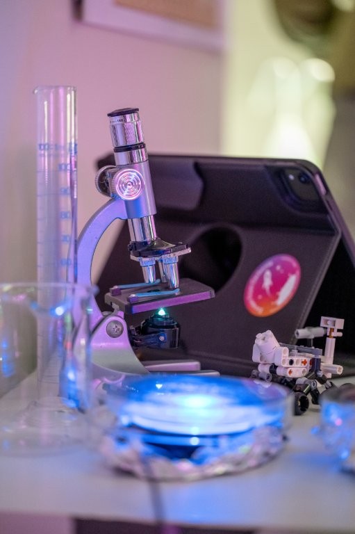 20251017_Escape_from_Carbonia_AE-404