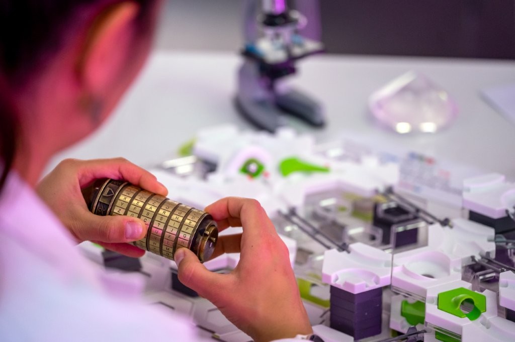 20251017_Escape_from_Carbonia_AE-678